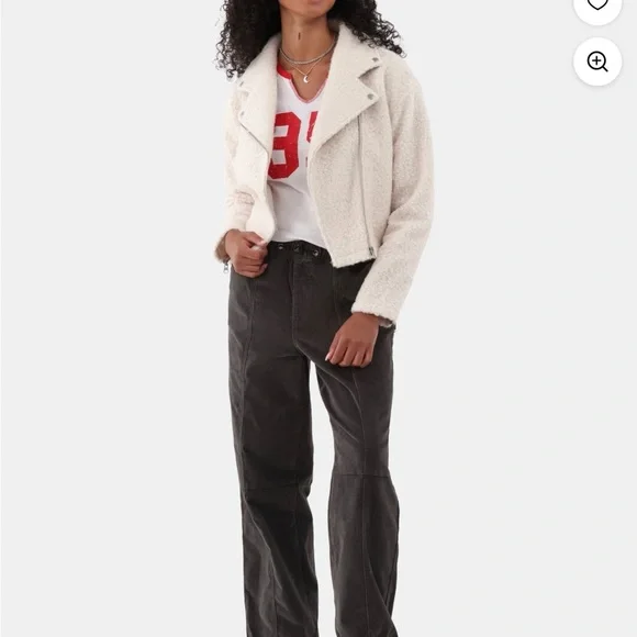 No Boundaries Asymmetric Sherpa Moto Cropped Jacket - Picture 2 of 10